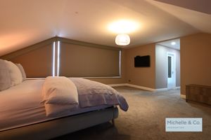Master bedroom- click for photo gallery
